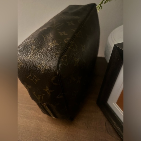 Louis Vuitton Monogram Trousse 28 (COA) - Picture 10 of 16